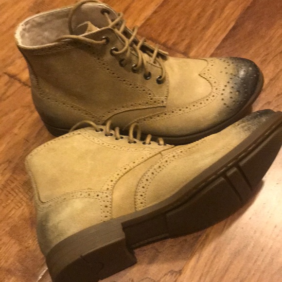 Calvin Klein Men’s Size 8.5